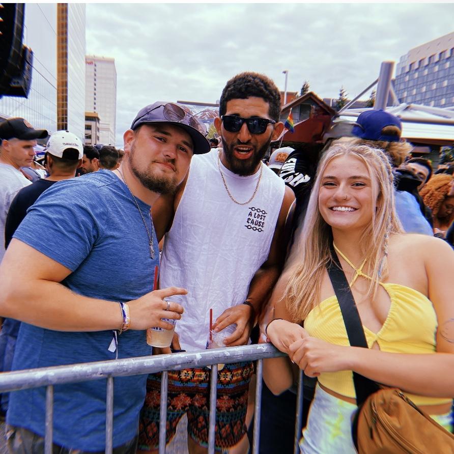 Ronny and Bailey’s very first time hanging out at the Sundown Festival with best man Trent!