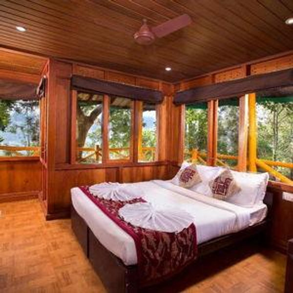 7 Night Stay at Airbnb Kauai