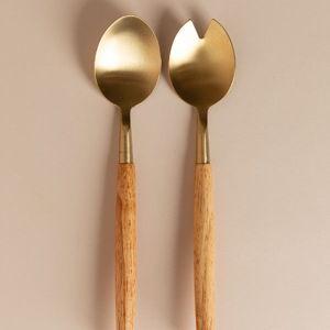 Serving Pieces