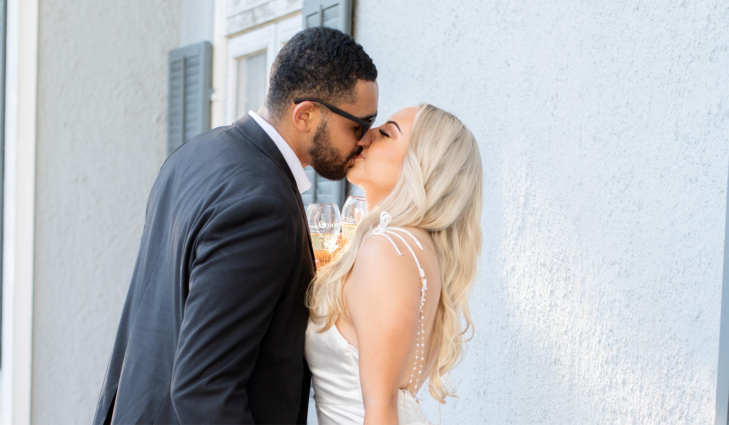 The Wedding Website of Richelle Kloch and Drew Krantz