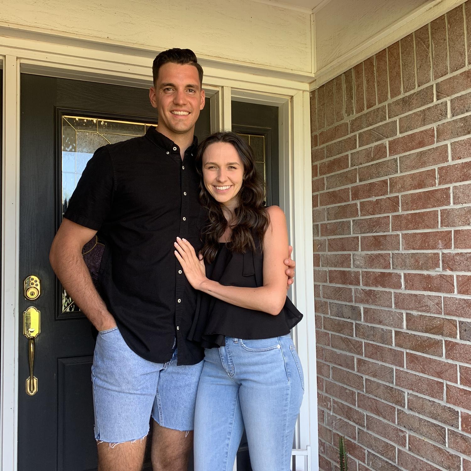 J got “dressed up” for family photos - thankfully the jorts were just a bit!
