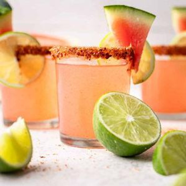 Honeymoon Drinks for the Newlyweds 💚