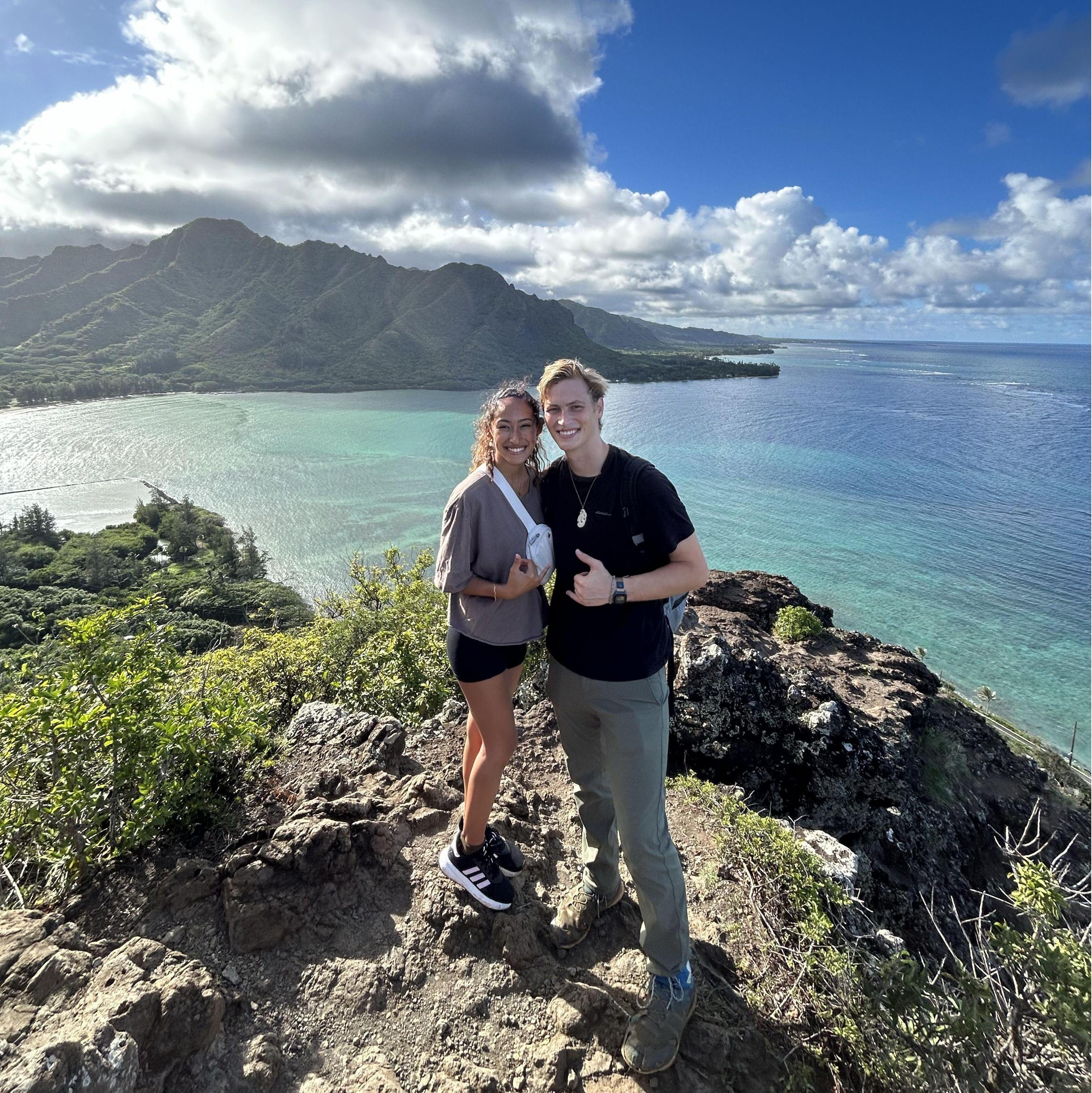 Hiking Kauhiʻīmakaokalani (Crouching Lion)