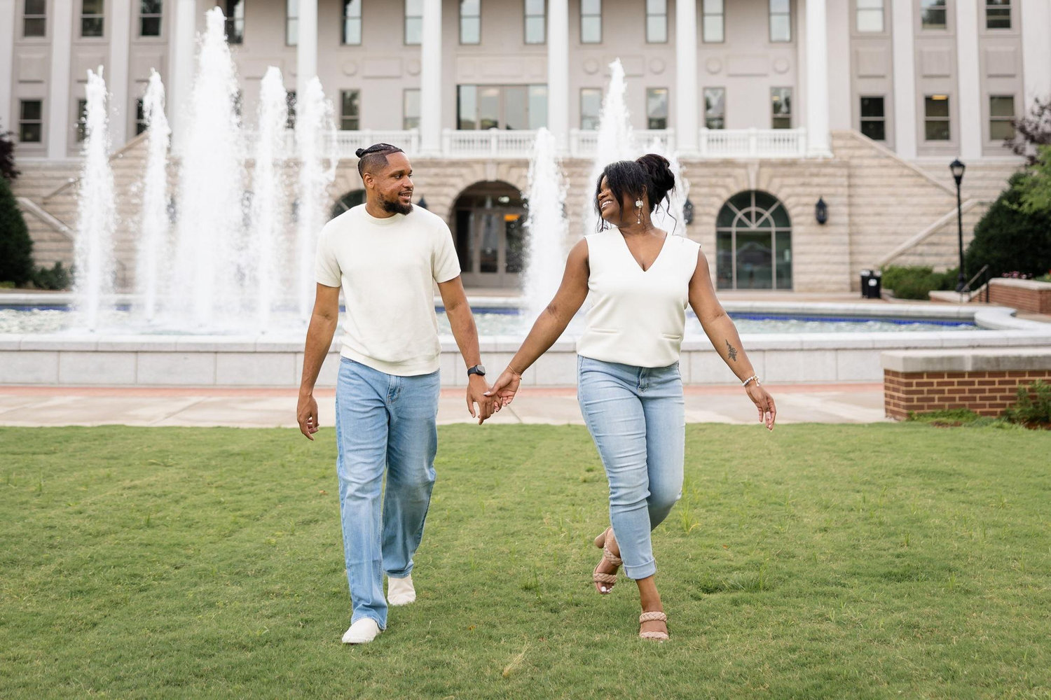 The Wedding Website of Elizabeth Gregg and Jalen Thompson