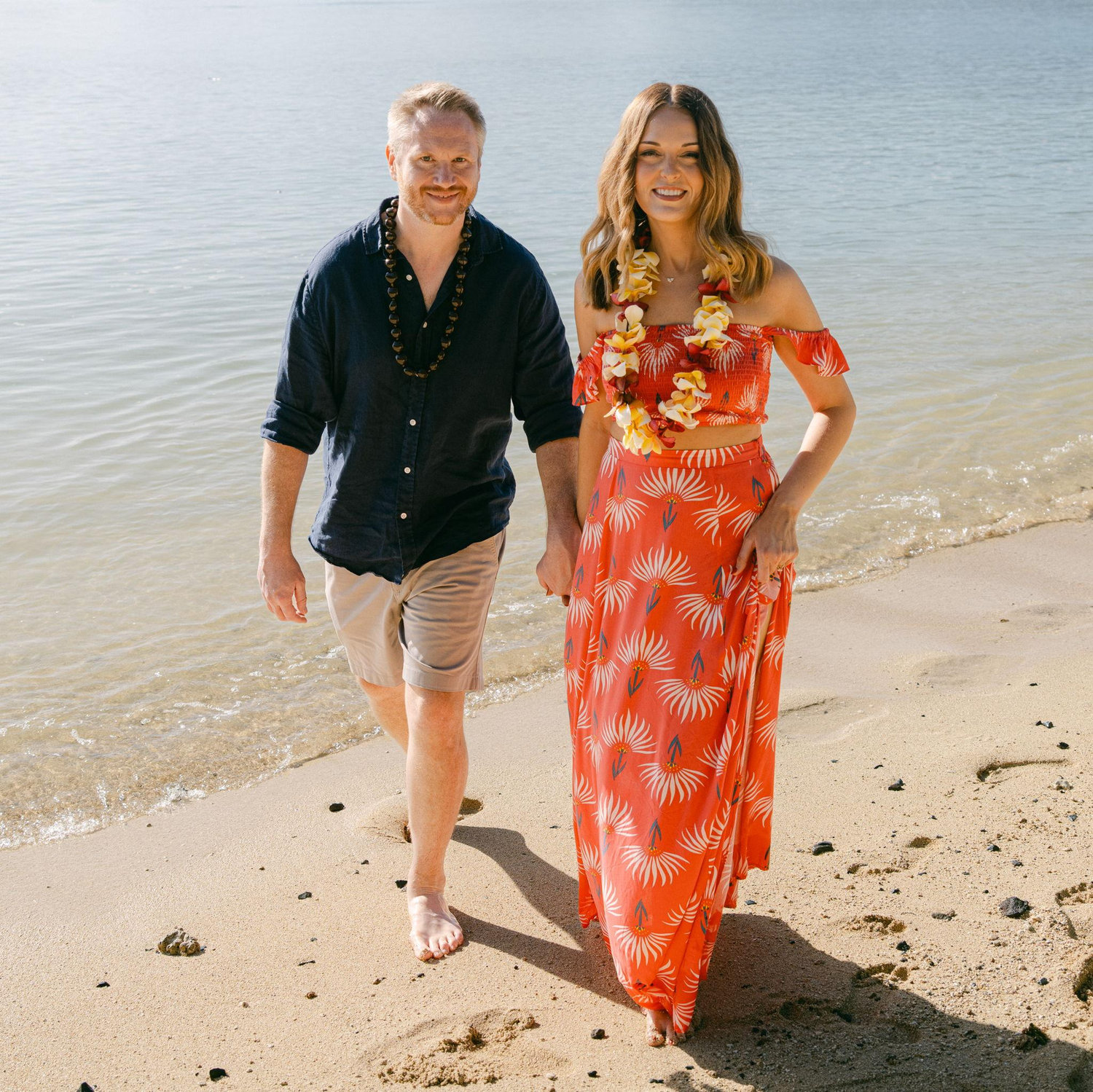 Engagement pictures in Oahu, Hawaii.