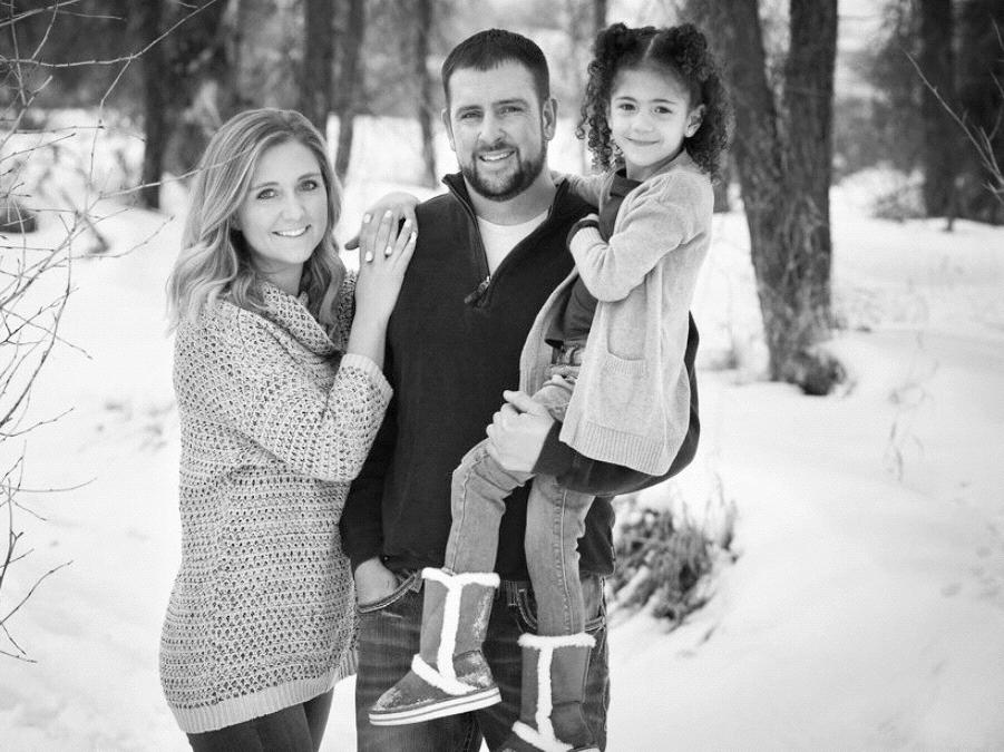 The Wedding Website of Makayla Camilletti and Derek Duran