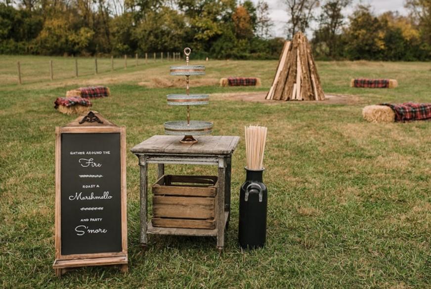 The Wedding Website of Nasi Dineva and Jeff Bucklew