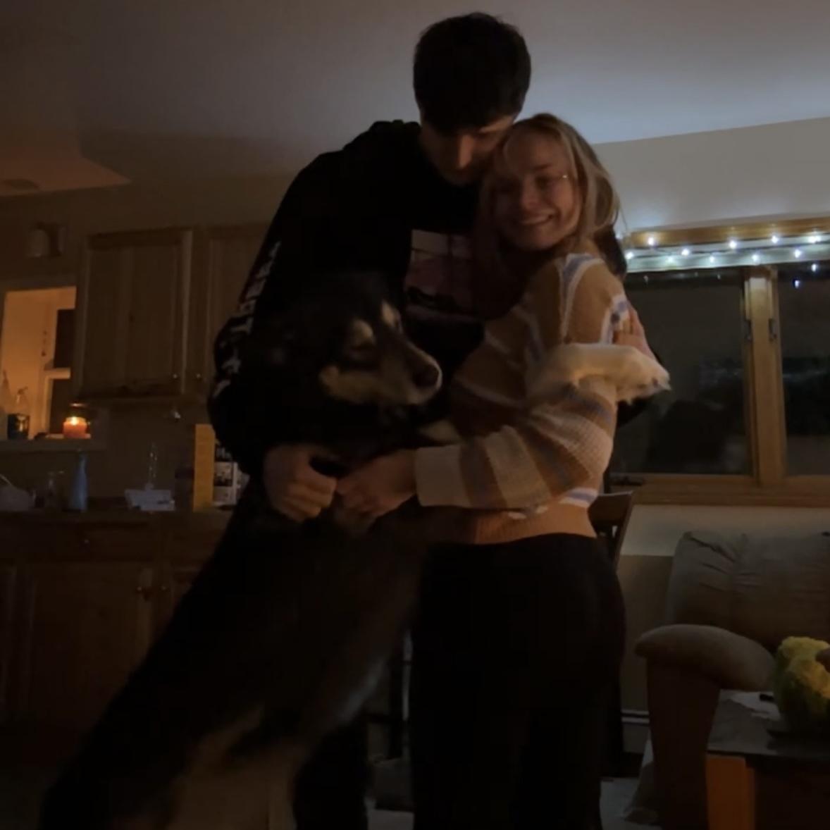 Christmas dancing with Dexy!
(12/05/2022)
