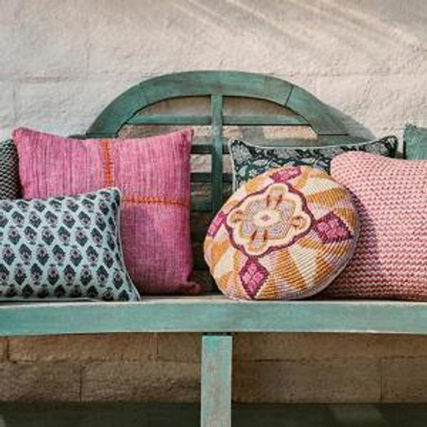 Jamea Woven Geometric Indoor/Outdoor Pillow