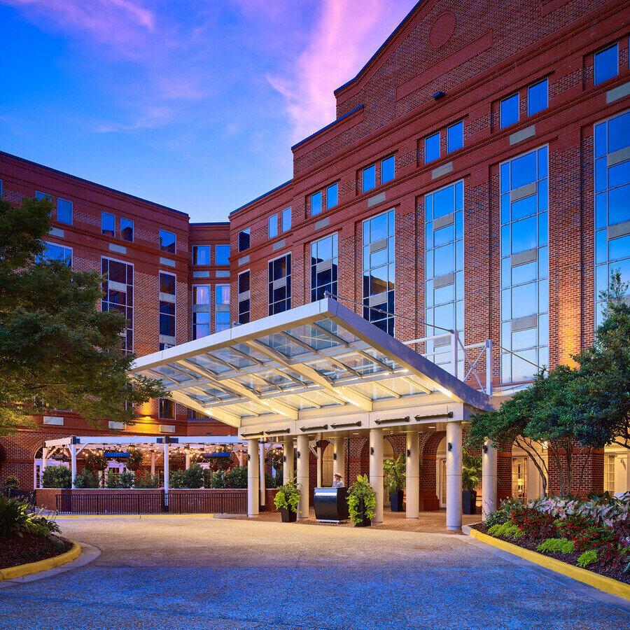 The Wedding Website of Brittany Roman and Christopher Upp