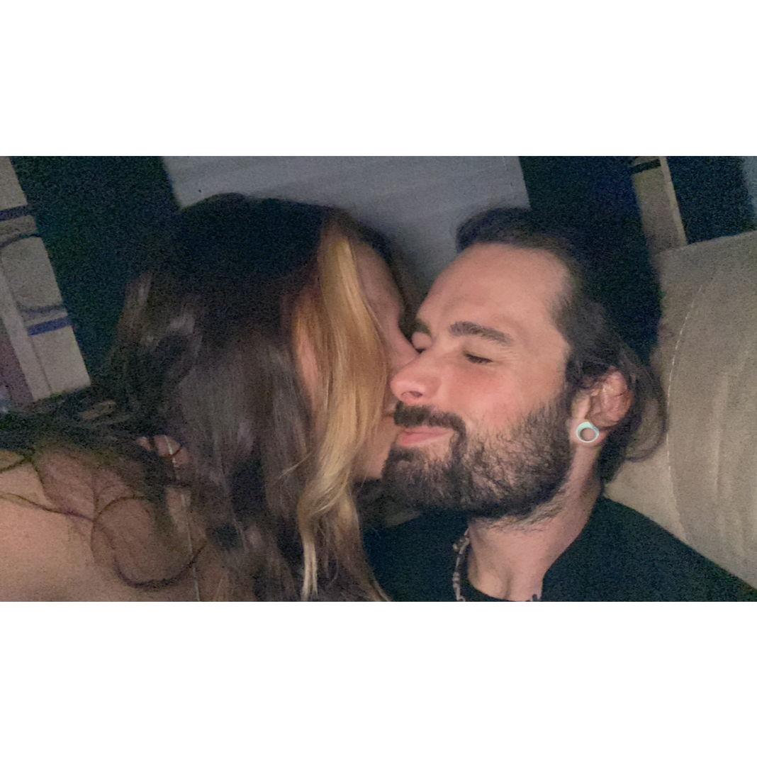 Good night smooches!