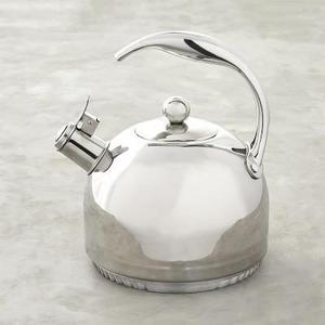 Williams Sonoma Rapid Boil Tea Kettle