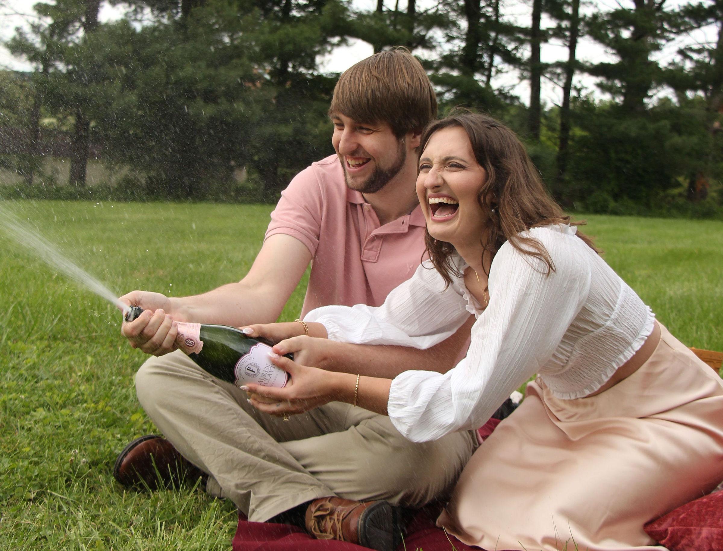 The Wedding Website of Lauren Rasmussen and Clayton Ford