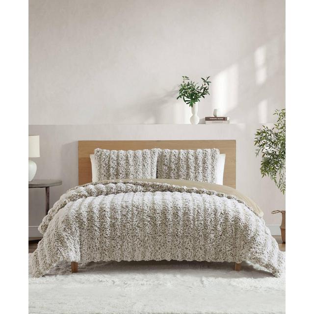 UGG® Balboa Plush Comforter Set, King