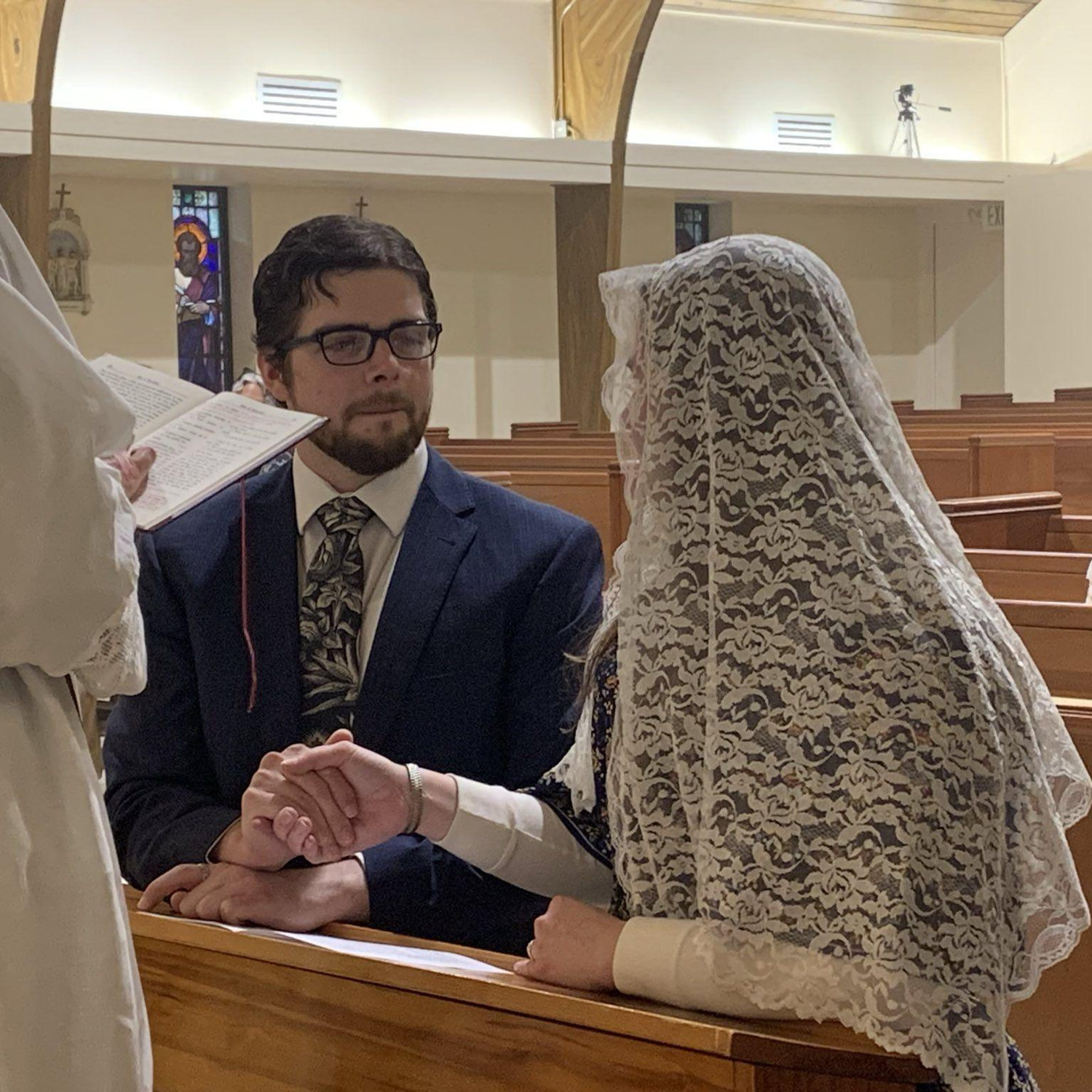 Odie and Marie solemnly promise to marry!