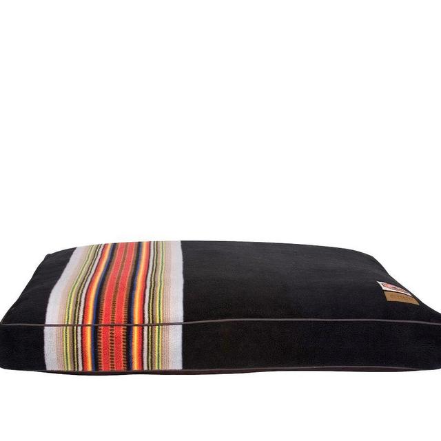 Pendleton™ Acadia Pendleton Pet Bed, Large