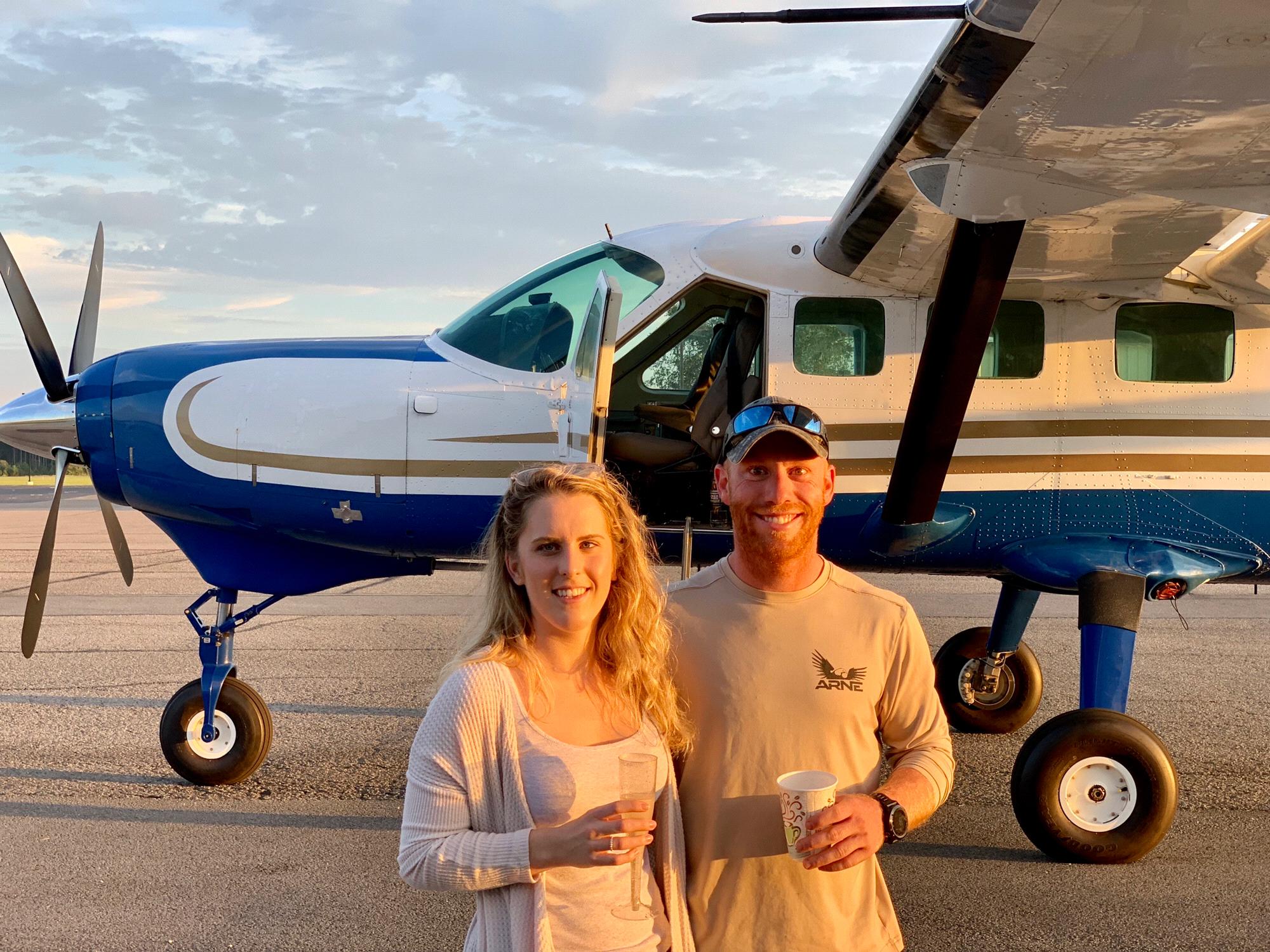 A usual night of planes for Ross and champagne for Courtney
