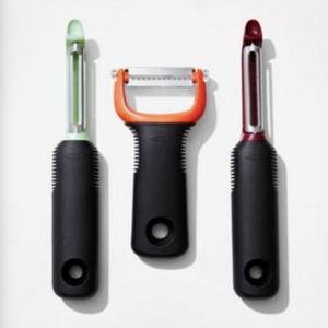 OXO Good Grips 3-Piece Peeler Set