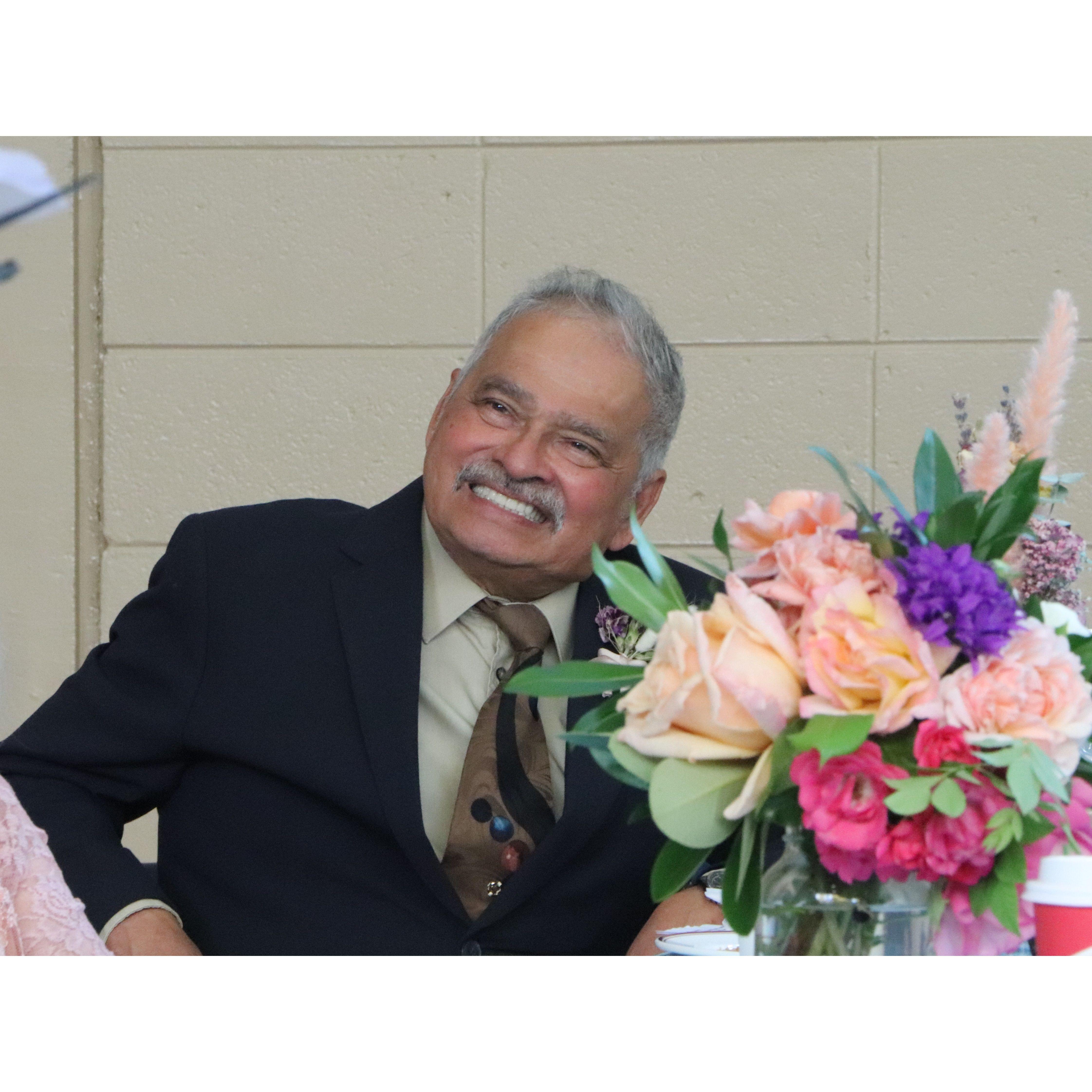 Len is blooming happy : )