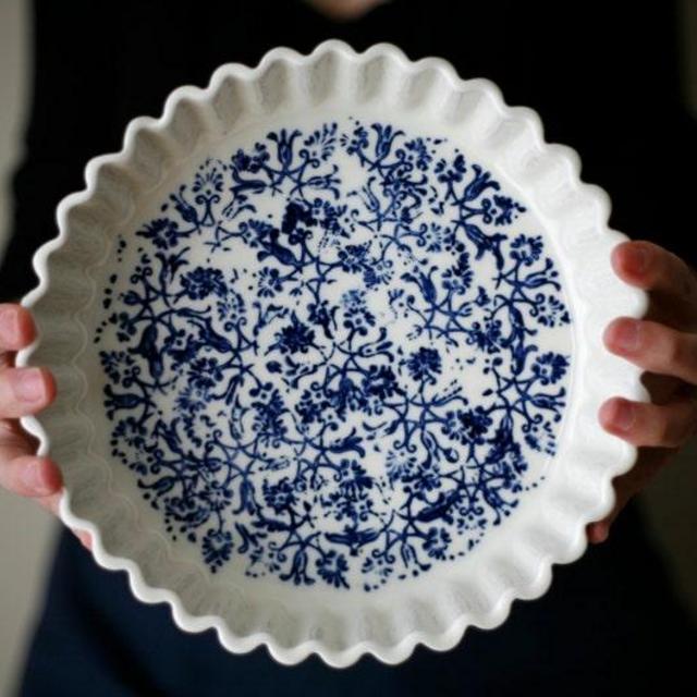 Quiche plate, white and blue - Pie plate