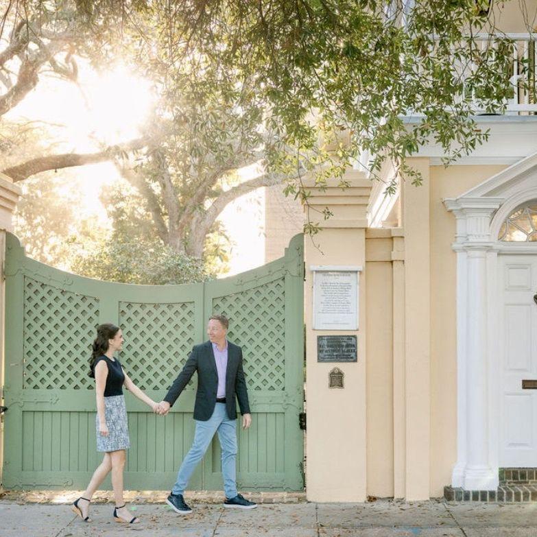 Taking the most gorgeous engagement photos with the one and only Dana Cubbage in Charleston!