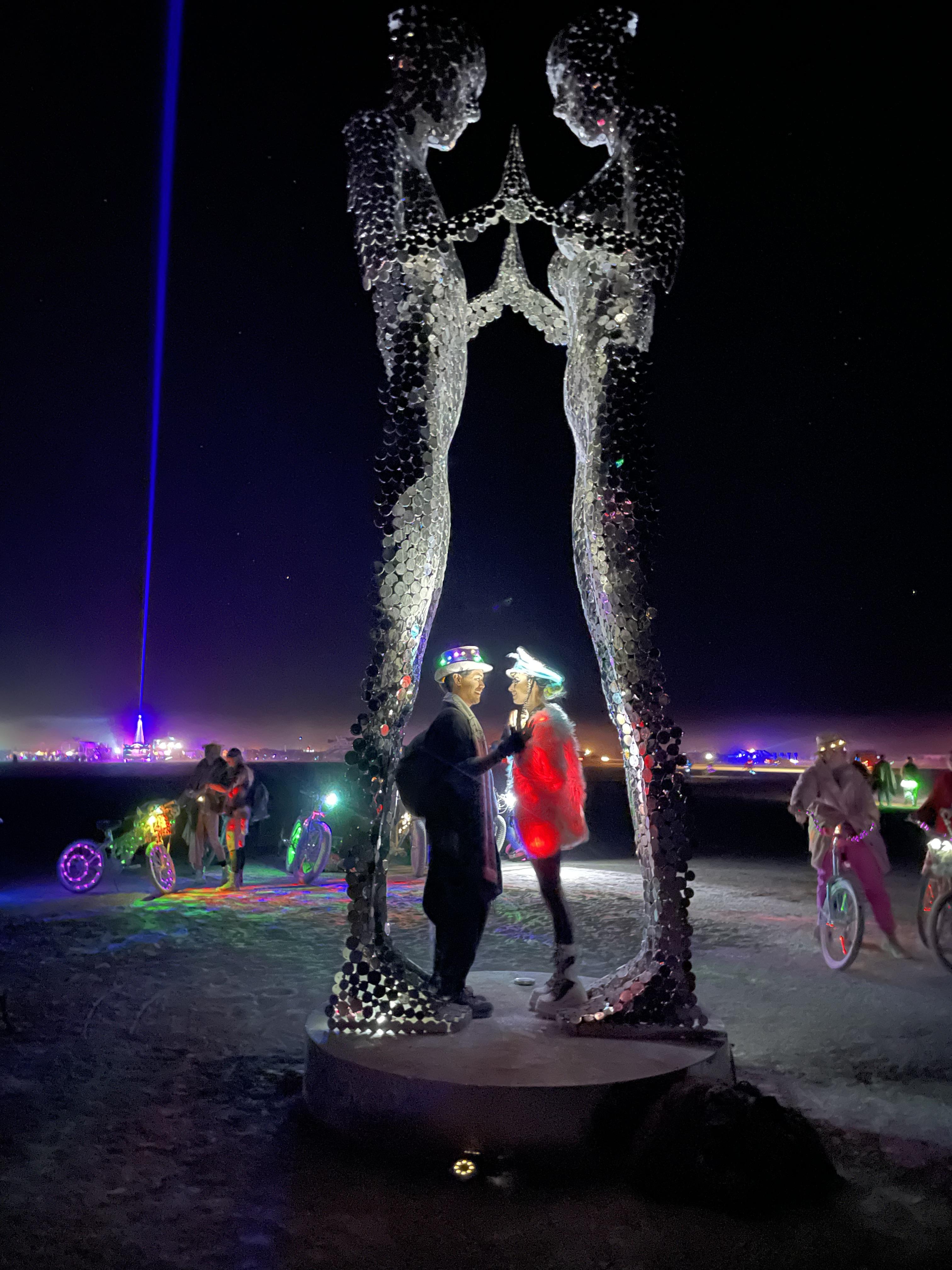 The Wedding Website of Mark Compas and Sami Oates