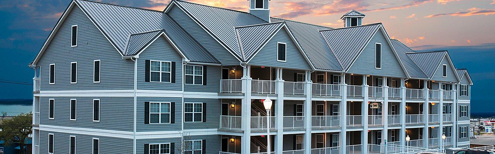 The Wedding Website of Jana Reeves and Derrick Agueros