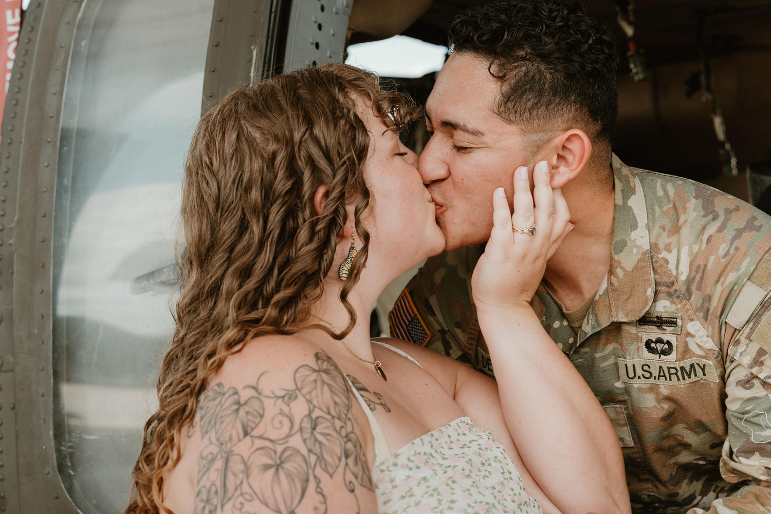 The Wedding Website of Hana Farrington and Mark De La Rosa