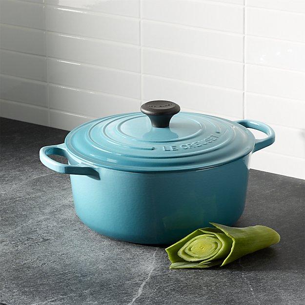 Le Creuset ® Signature 5.5-qt. Round Caribbean Dutch Oven with Lid