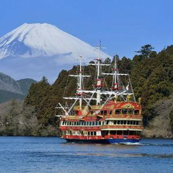 Lake Ashi Pirate Ship Cruise