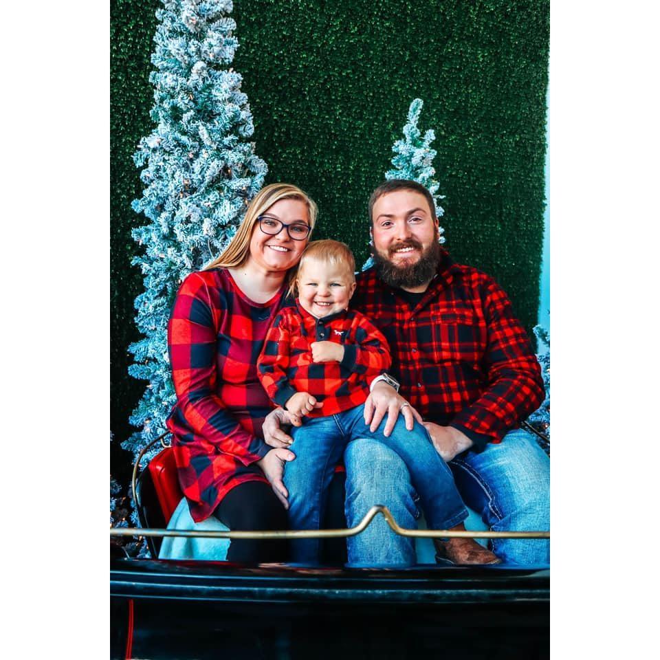 Family Pictures December 2022