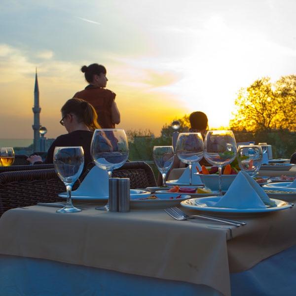 Rooftop Dinner in Istanbul
