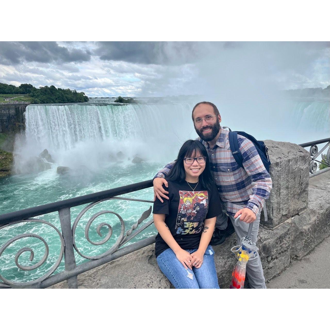 I love Niagara fall and I love Brad