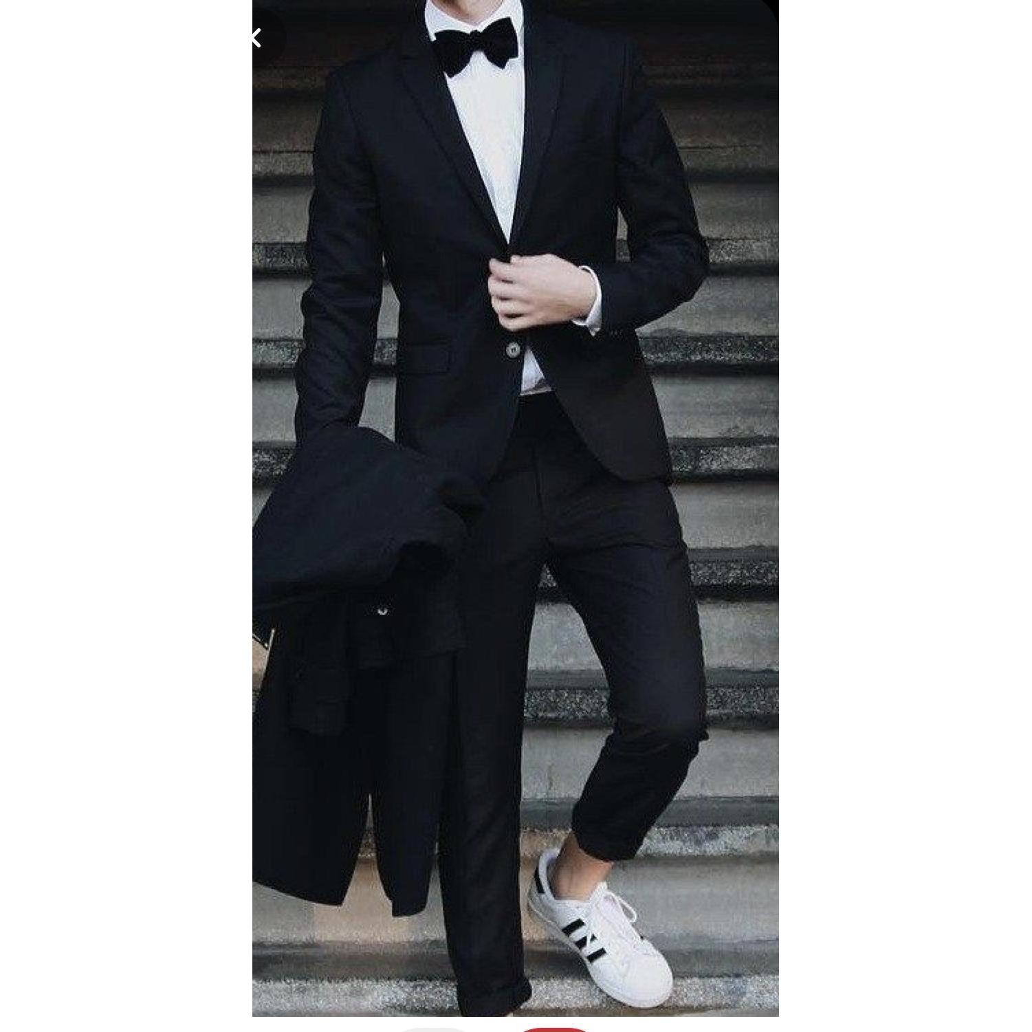 **Please reference this photo for style inspiration only. Be reminded that you are to still wear the color given to you with your save the date!**