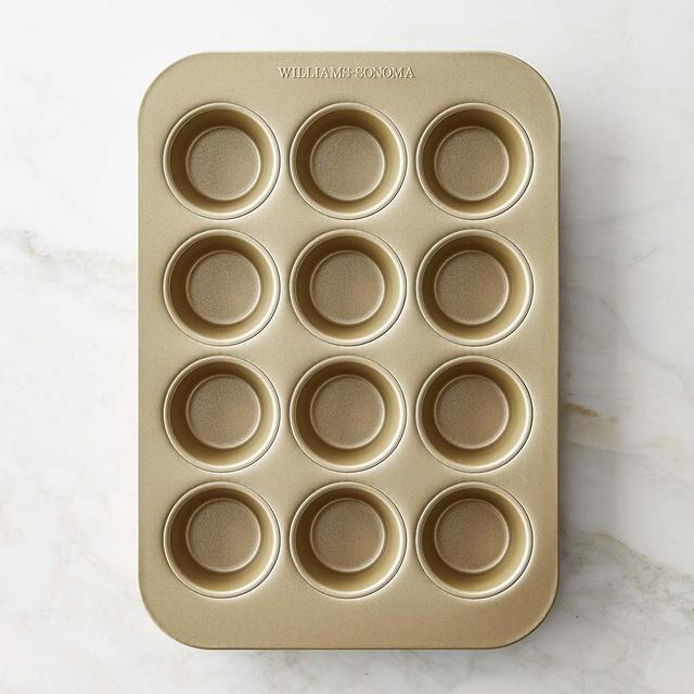 Williams Sonoma Goldtouch® Pro 12-cup Muffin Pan