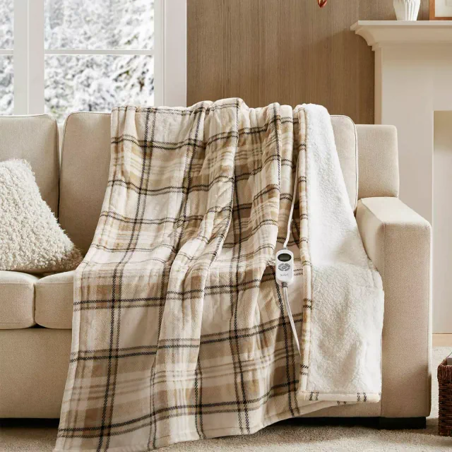 Woolrich Print Plush to Sherpa Heated Throw, 50" x 60"