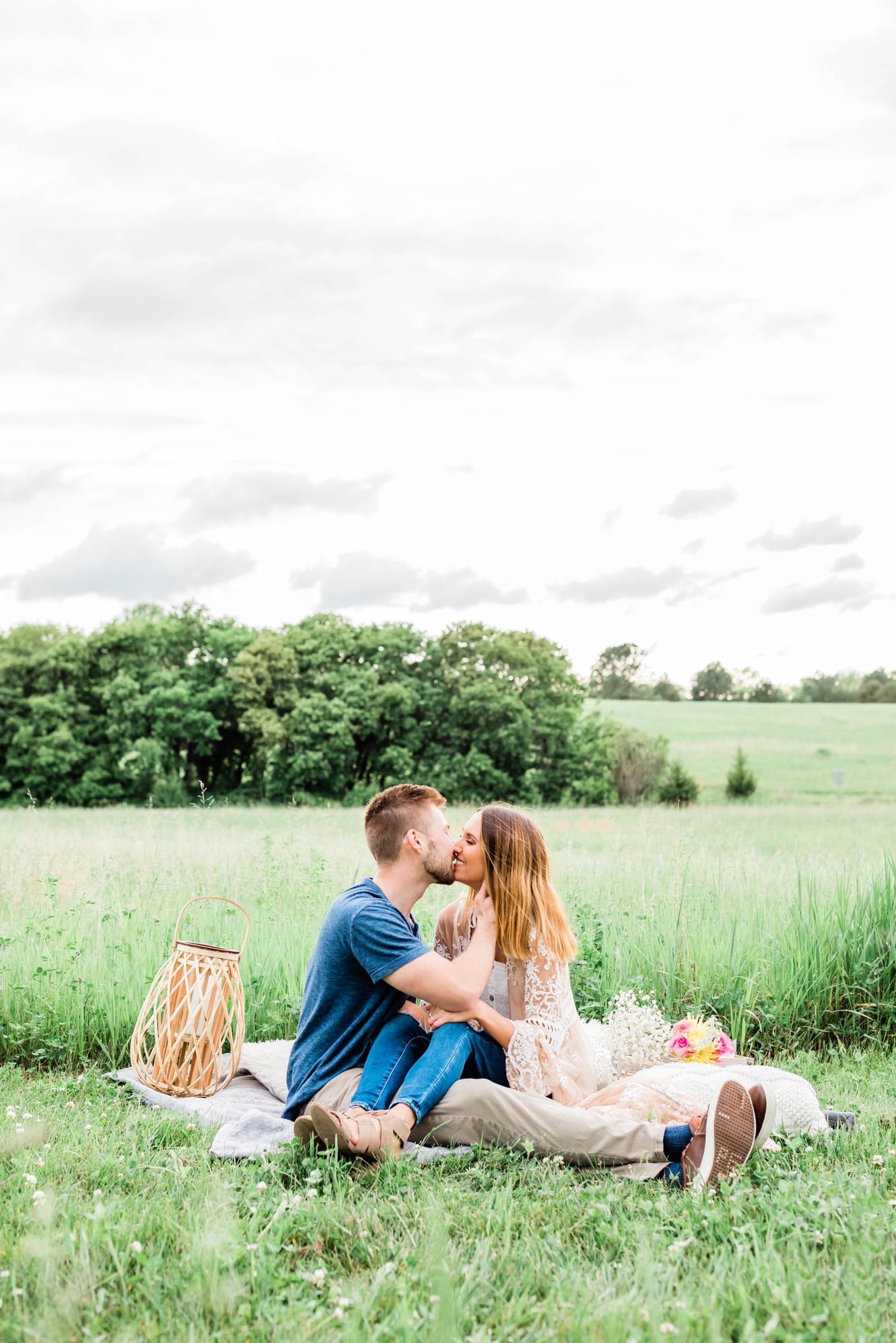Engagement pictures by Kassondra Photography
May 2021