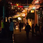 Join the nightlife party in El Centro (tabernas, discos, and bars)