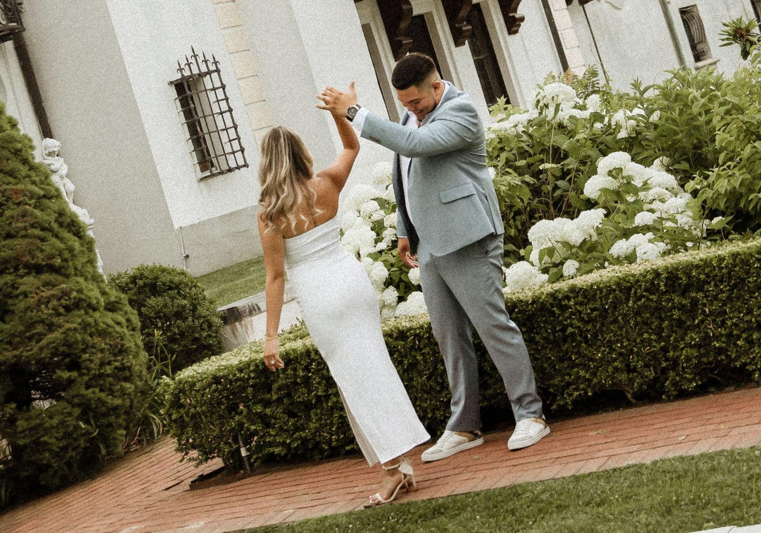 The Wedding Website of Nicole Figueroa and Bryan Arozemena