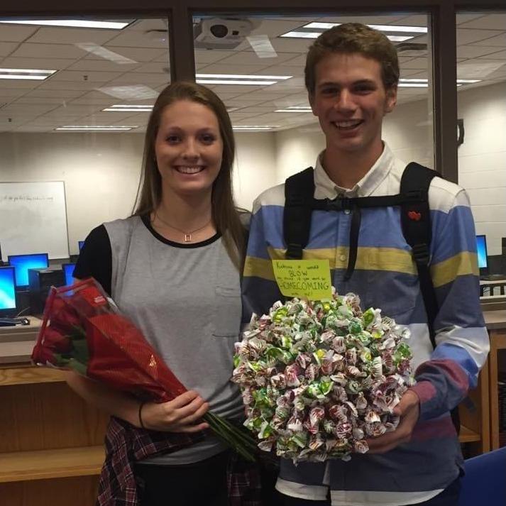 this is how peter asked katrina to homecoming senior year, 2015