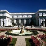 Newport Mansions