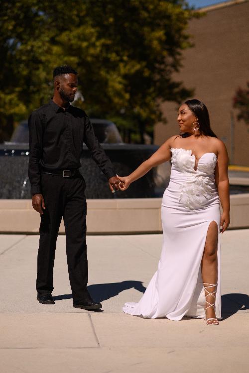 The Wedding Website of Andrea Flores and Devinne White