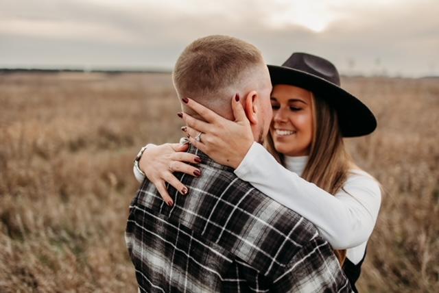 The Wedding Website of Amber Froehlich and Travis McMahon