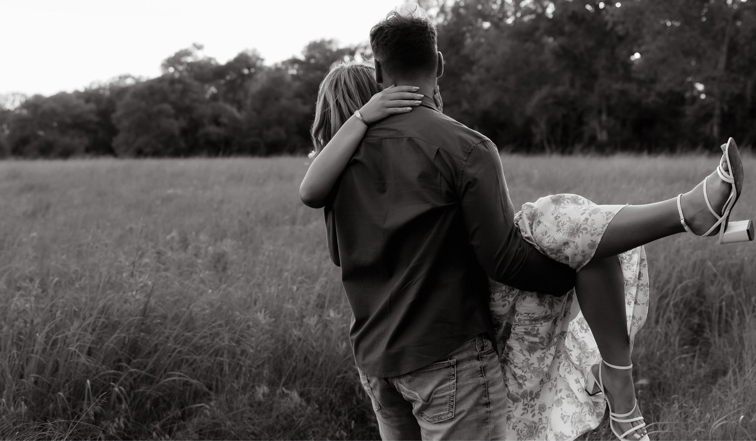 The Wedding Website of Lauren Gleason and Alden Knedler