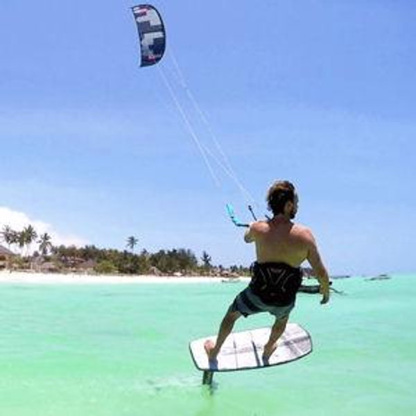 Kite Surfing Lessons in Zanzibar