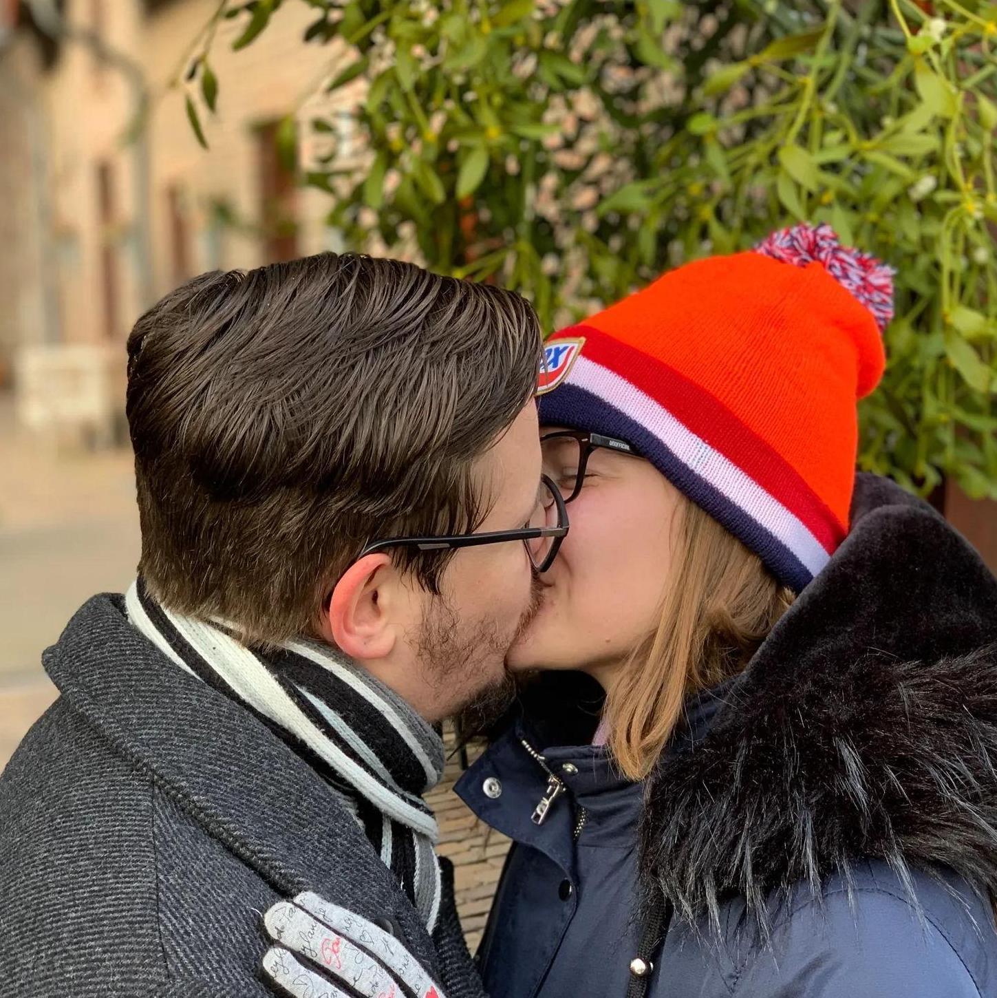 Dutch mistletoe kisses