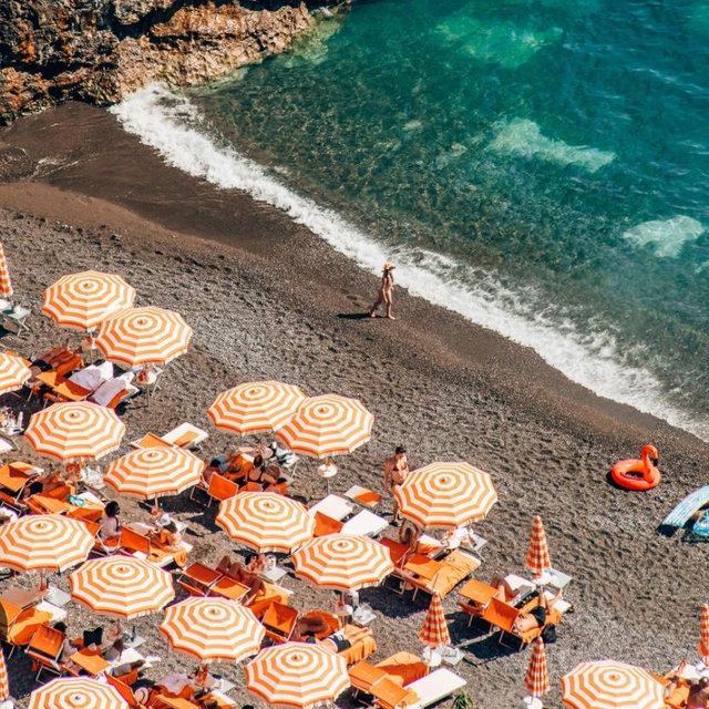 Beach Club Day in Positano!