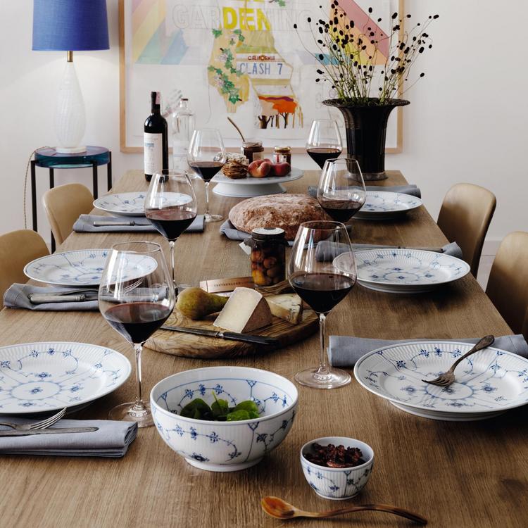   Blue Fluted Plain プレート Blue Fluted Plain Plate, 17 cm | Royal Copenhagen