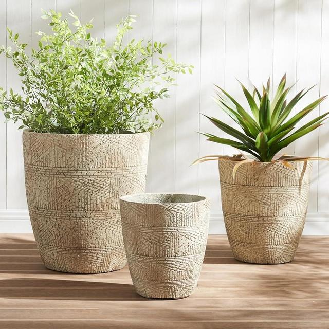 Wallowa 17.7"+13.8"+9.8" Dia Round Concrete Planter Set of 3, Large Indoor Outdoor Planter, Flower Pots with Drainage Holes and Sealing Plug for Garden, Patio, Home, Office Weathered Concrete Gray