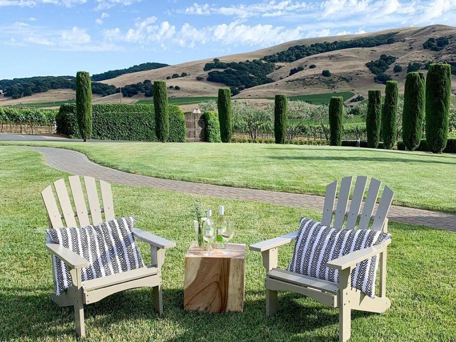 The Wedding Website of Madison Kincaid and Michael McCabe